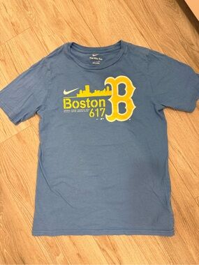 Nike Kids' Boston Red Sox Graphic Tee - Blue & Yellow—youth L
